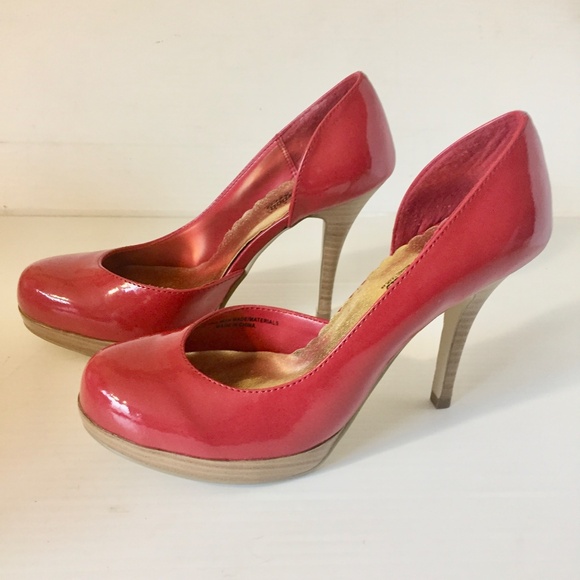 Hollywood Heels, Platform Shoes, red, Size 6.5 - Picture 3 of 7